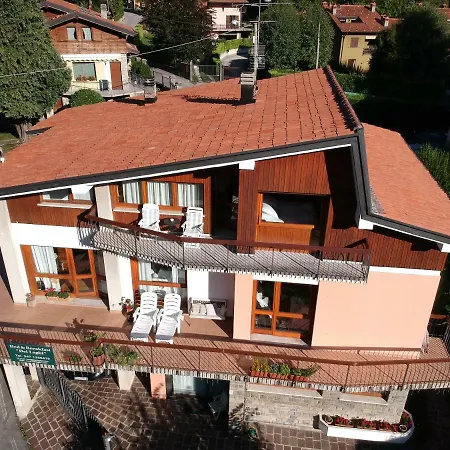 Apartment Dei Laghi *
